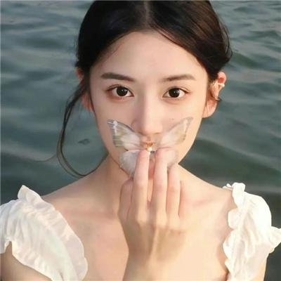 桃花绽放